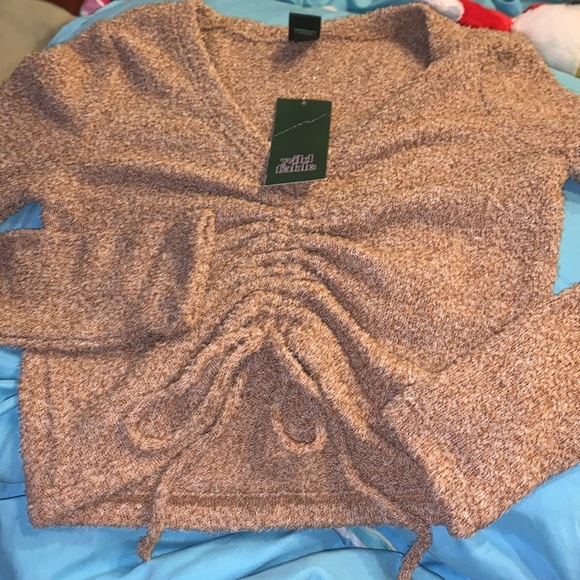 Wild Fable Ruched Front Sweater - Picture 4 of 6